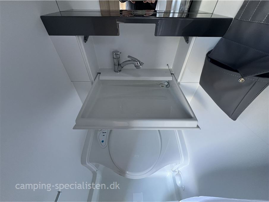 Adria Aviva 400 PS